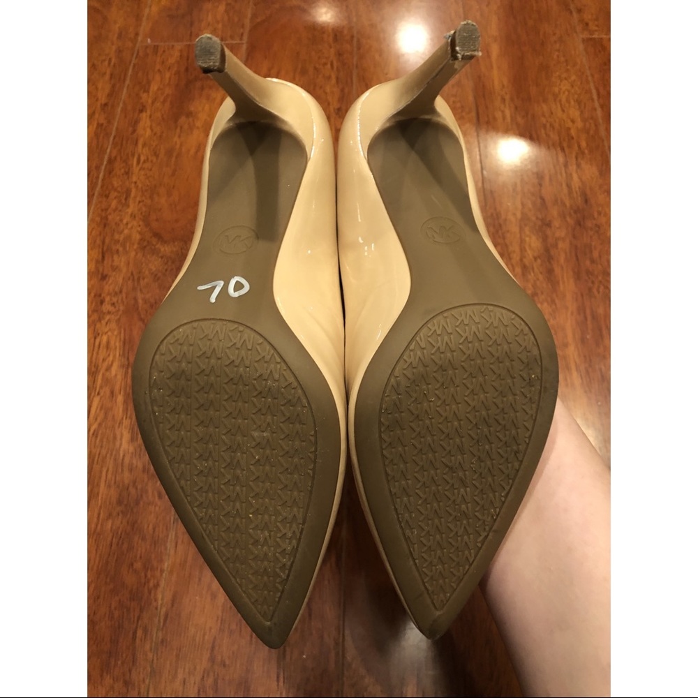 Michael Kors Nude Heels - Picture 5 of 11